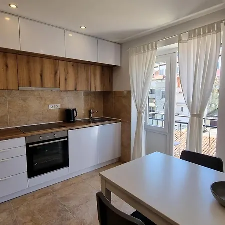 Rivarela Blu - Newly Renovated And Location Near Sea *
