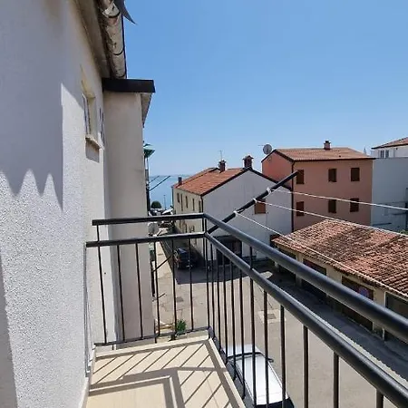 Rivarela Blu - Newly Renovated And Location Near Sea Apartman *