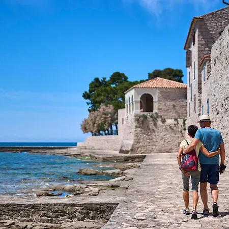 Rivarela Blu - Newly Renovated And Location Near Sea