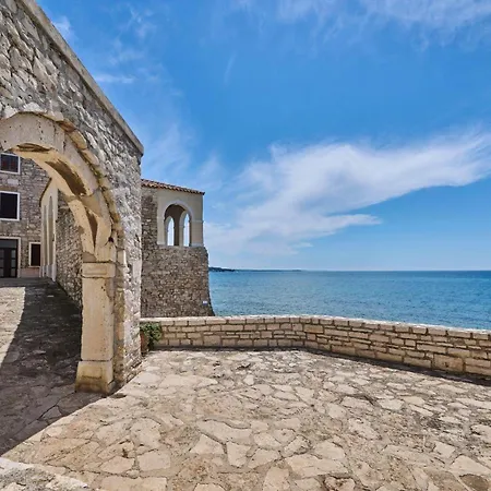 Rivarela Blu - Newly Renovated And Location Near Sea